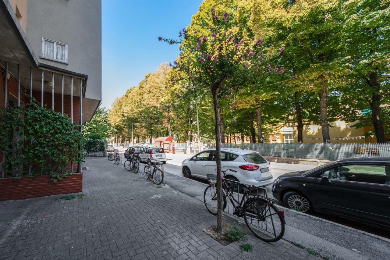 Sant'Orsola Colorful Huge Apartment Bolonha Exterior foto